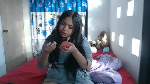  K A T H I E  online show from 01/13/25, 12:02