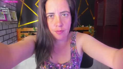 Paola online show from 12/04/24, 04:05
