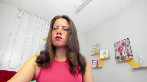 Paola online show from 03/01/25, 12:45