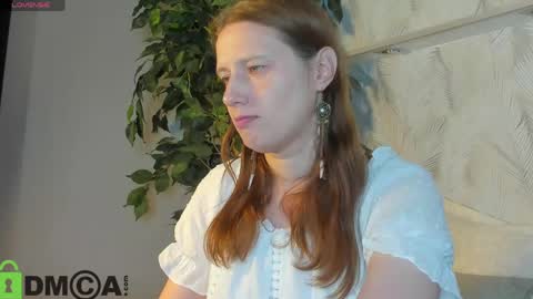 Snapshot of kathrine_meye chatting on 06/05/26, 01:56 Katy online show from 06/05/26, 01:56