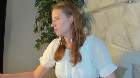 Snapshot of kathrine_meye chatting on 06/05/26, 06:52 Katy online show from 06/05/26, 06:52