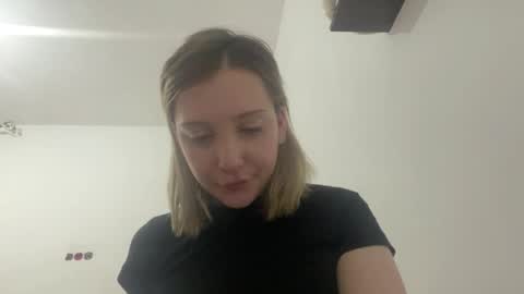 Jessie online show from 06/08/26, 01:28