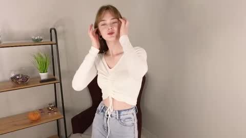 Snapshot of kathryn_bishop chatting on 10/15/25, 07:14 Jane online show from 10/15/25, 07:14