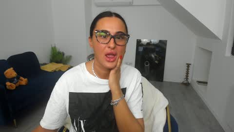      online show from 09/11/25, 04:12