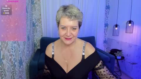 Kathy online show from 02/11/25, 02:35
