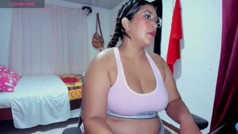 Snapshot of kathya_rabbit chatting on 10/10/25, 02:10 Kathye online show from 10/10/25, 02:10