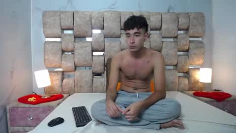 Kaht y Aiden online show from 07/13/26, 04:54