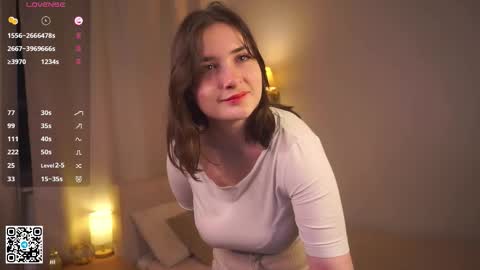 Snapshot of kathyclaytons chatting on 11/09/25, 08:45 Aneta online show from 11/09/25, 08:45