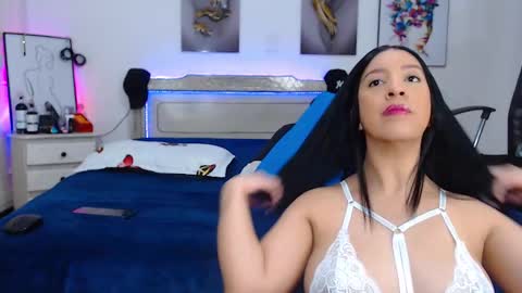 Snapshot of kati26andres chatting on 03/01/25, 12:50 Katiuska online show from 03/01/25, 12:50