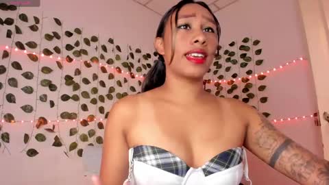 Katia online show from 04/16/26, 03:35