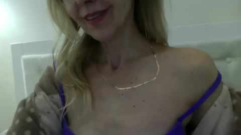 katia888 online show from 03/11/25, 01:56