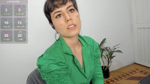 Snapshot of katia_12_ chatting on 12/06/24, 10:52 katia_12_ online show from 12/06/24, 10:52