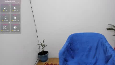 Snapshot of katia_12_ chatting on 12/10/24, 01:11 katia_12_ online show from 12/10/24, 01:11