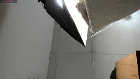 Snapshot of katia_12_ chatting on 02/12/25, 11:30 katia_12_ online show from 02/12/25, 11:30