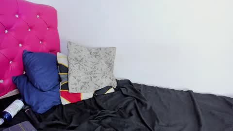 katalina y Daniel online show from 02/04/25, 11:49