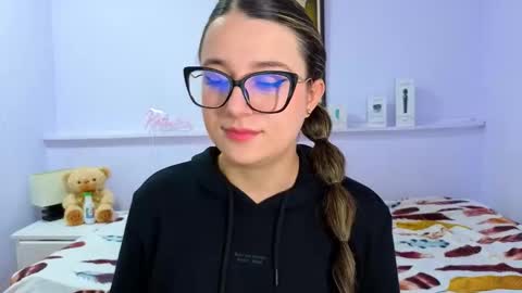 Khaterine online show from 11/03/25, 12:06