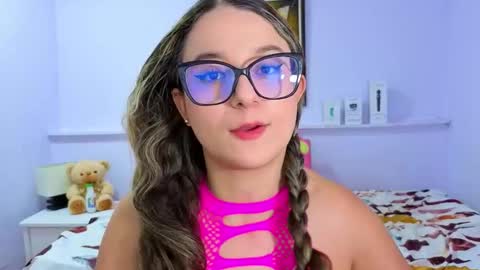 Khaterine online show from 11/04/25, 12:04