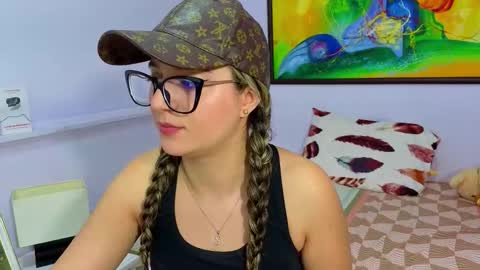 Khaterine online show from 02/17/26, 12:12