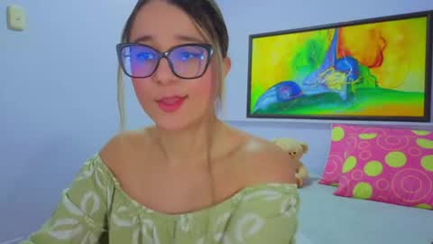 Khaterine online show from 06/12/26, 12:15