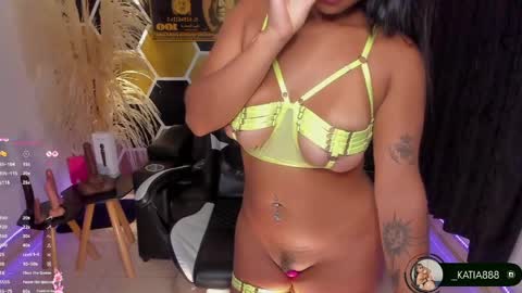Snapshot of katia_high chatting on 04/30/26, 07:58 katia_high online show from 04/30/26, 07:58