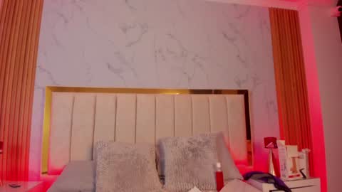 Karen Villas online show from 12/19/24, 10:32