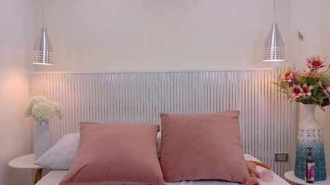 Karen Villas online show from 09/09/25, 08:41