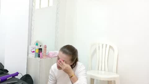 Snapshot of katia_rose23 chatting on 06/09/26, 07:14 . . KATIA . . online show from 06/09/26, 07:14