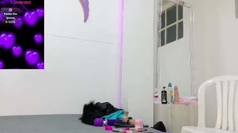Snapshot of katia_rose23 chatting on 06/10/26, 07:13 . . KATIA . . online show from 06/10/26, 07:13