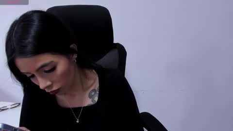 Snapshot of katia_sex25 chatting on 03/05/26, 04:03 Katia online show from 03/05/26, 04:03