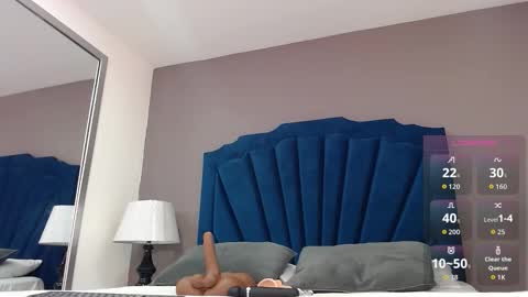 Katia Foster online show from 11/28/25, 02:09