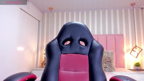 KATIA online show from 10/01/25, 12:11