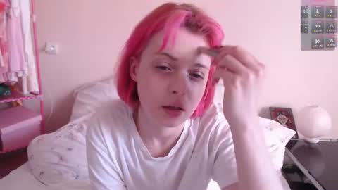 Katie Deville online show from 07/17/26, 04:45