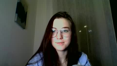 katie_foxi online show from 01/22/25, 09:10