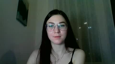 katie_foxi online show from 02/23/25, 04:13
