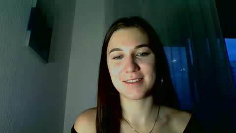 katie_foxi online show from 09/13/25, 04:29
