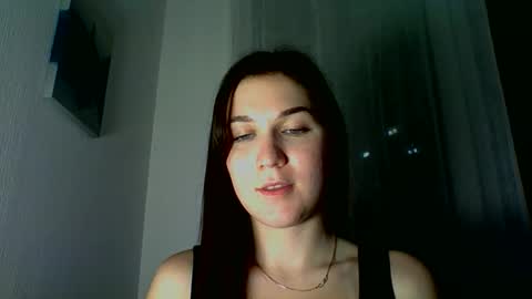 katie_foxi online show from 09/18/25, 09:28