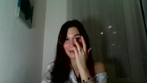 katie_foxi online show from 12/20/25, 05:53