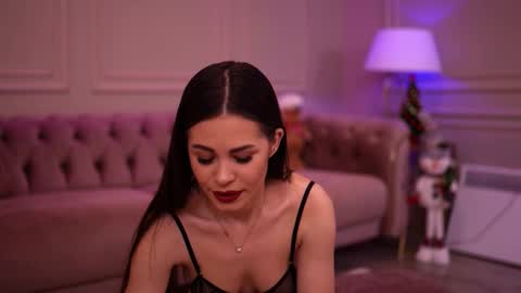 Katie online show from 12/14/25, 07:18