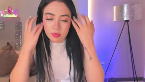 katieangel1 online show from 10/05/25, 11:19