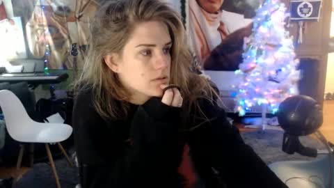 Katie online show from 01/11/25, 04:16