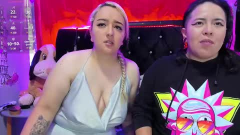 Snapshot of katieeandsharon chatting on 02/10/25, 06:20 SHARON  KATIEE online show from 02/10/25, 06:20