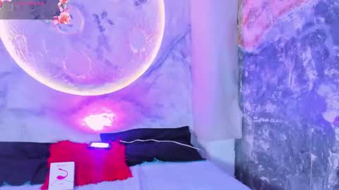 Katie online show from 10/03/25, 03:36