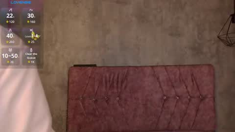 Katie online show from 06/18/26, 08:14