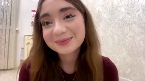 Snapshot of katinaflatau chatting on 06/20/26, 05:38 Rosie online show from 06/20/26, 05:38