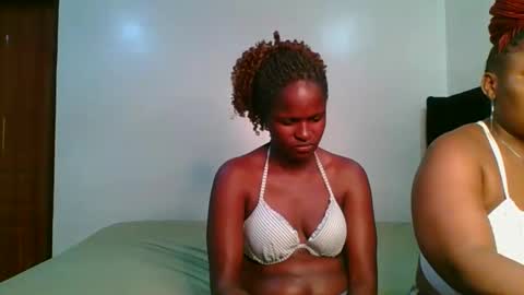 Kate online show from 09/26/25, 01:20