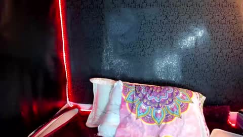 Snapshot of katizaldana chatting on 02/15/25, 05:09 kati online show from 02/15/25, 05:09