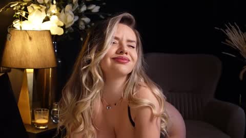 KatJolie online show from 01/17/25, 09:28