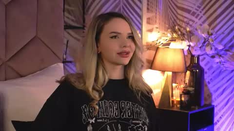Snapshot of katjolie chatting on 02/11/26, 08:36 KatJolie online show from 02/11/26, 08:36
