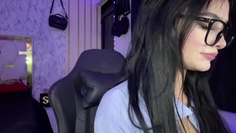 Snapshot of katleen_v chatting on 04/11/26, 02:16 Katleen. online show from 04/11/26, 02:16