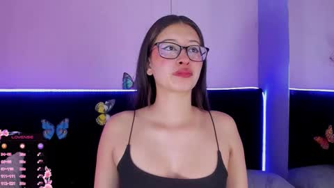 .... Katniss .... online show from 12/14/25, 03:12